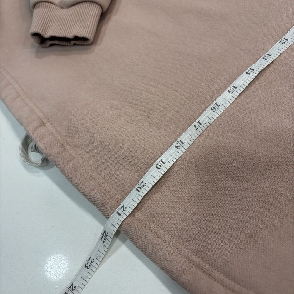 Vuori Sweatshirt Womens Size Large Restore Crewneck Crop Pink Pullover Athletic - Picture 4 of 5